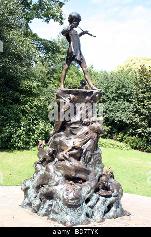 Peter Pan Statue im Hyde Park, London Stockfoto