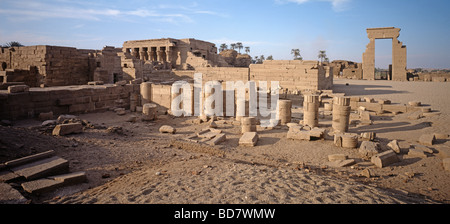 Geographie/Reisen, Ägypten, Dendera, Hathor Tempel, Außenansicht, Additional-Rights - Clearance-Info - Not-Available Stockfoto