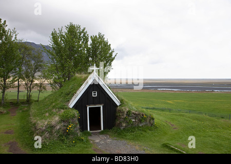 Alte Kirche aßen die Farm Nupsstadur auf der südlichen Küste von Island Stockfoto