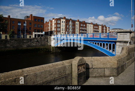 Die Rory O'More Brücke über den Fluss Liffey, Dublin, Irland Stockfoto