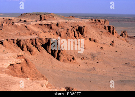 Panorama von der roten Erde Bayanzag flammenden Klippen, aka Dinosaurier Friedhof, Wüste Gobi, Mongolei Stockfoto