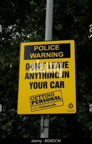 Polizei beachten Warnung von Auto Kriminalität im Bereich Stockfoto