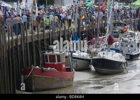 Maritimes Festival Roggen Strang Kai Fluss Tillingham East Sussex England UK Europa Stockfoto