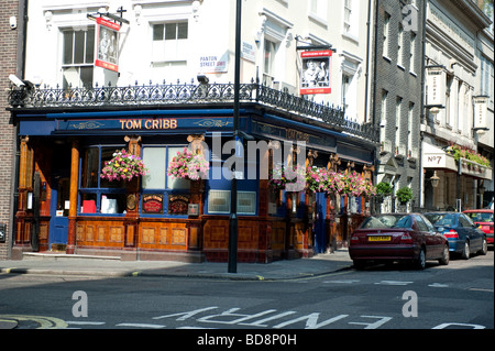 Der Tom Cribb Pub in London. Stockfoto