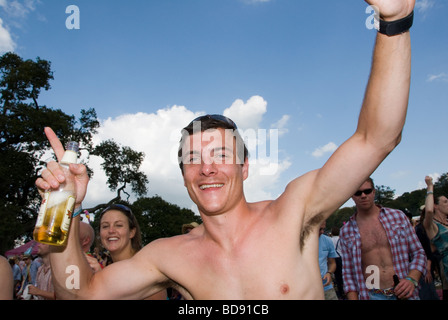 Man tanzt auf The Big Chill Festival 2009 Stockfoto