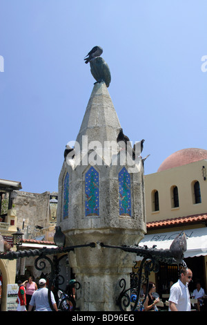 Sintrivani Brunnen in Hippokrates Platz Rhodos alte Stadt Rhodos Dodekanes Griechenland Stockfoto