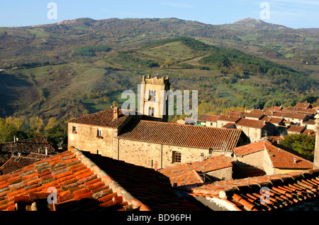 Italian Village und Landschaft Blick auf Santa Fiora Monte Amiata Toskana Italien Stockfoto