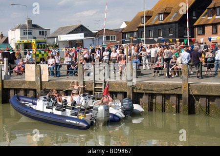 Maritimes Festival Roggen Strang Kai Fluss Tillingham East Sussex England UK Europa Stockfoto