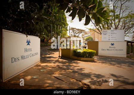 Eingang zum Hotel Des Mille Collines in Kigali, Ruanda. Stockfoto