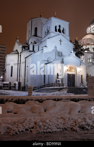 Stadt Belgrad Winter nachts - St. Sava Temple Stockfoto