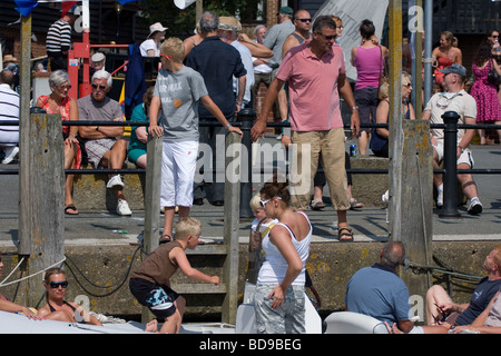 Maritimes Festival Roggen Strang Kai Fluss Tillingham East Sussex England UK Europa Stockfoto