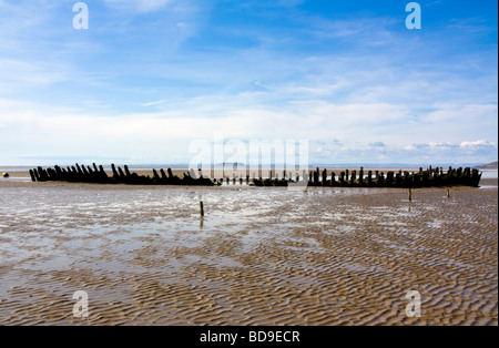 Das Wrack der norwegischen Bark SS Nornen auf Berrow Strand Somerset England UK Stockfoto