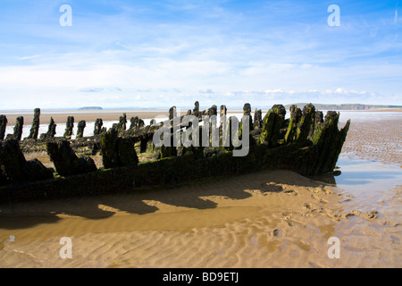 Das Wrack der norwegischen Bark SS Nornen auf Berrow Strand Somerset England UK Stockfoto