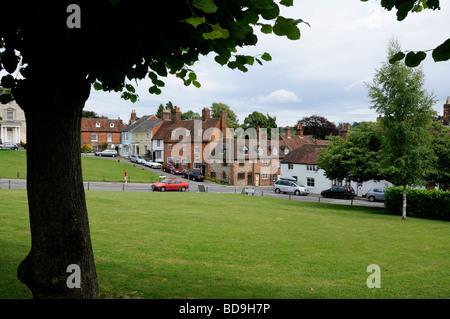 Blick auf den Dorfplatz, Marlborough, England, Vereinigtes Königreich Stockfoto