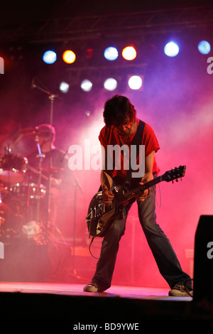 Rock-Gitarrist Christian Sorge auf der Bühne Stockfoto