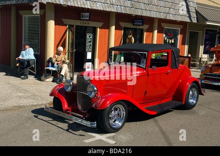 Diner mit Oldtimern in St Paul Minneapolis USA 