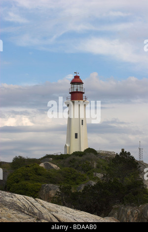 Lighthouse Point Atkinson bewacht den Eingang zum Burrard Inlet und Vancouvers Hafen Stockfoto