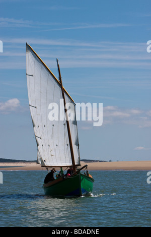 Möwe-Boot in der Nähe von Cordouan Stockfoto