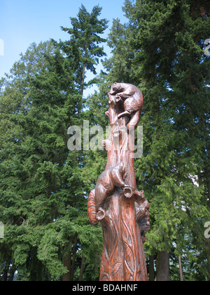 Kettensägen-Skulpturen an der Main Street in Hoffnung in British Columbia in Kanada Stockfoto