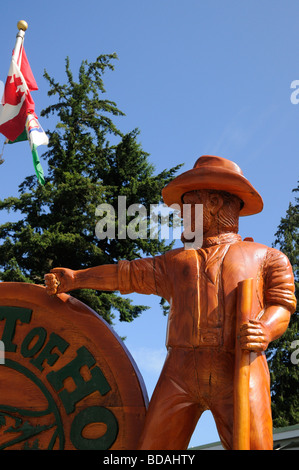 Kettensägen-Skulpturen an der Main Street in Hoffnung in British Columbia in Kanada Stockfoto