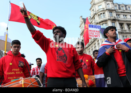 Pro Tamil Demonstranten in London. Stockfoto