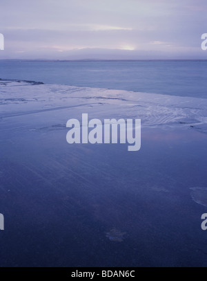 Blick über Loch Indaal von der Mole an der Port Charlotte, Isle of Islay, Argyll, Schottland, Großbritannien. Stockfoto