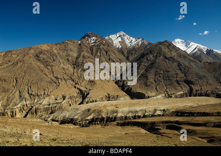 Panoramablick über ein Gebirge, Himalaya, North Pullu, Ladakh, Jammu und Kaschmir, Indien Stockfoto