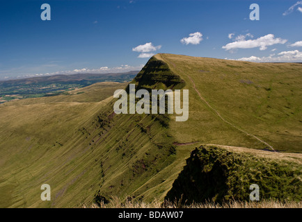 Cribyn von Pen Y Fan - Brecon Beacons National Park - South Wales gesehen. Stockfoto