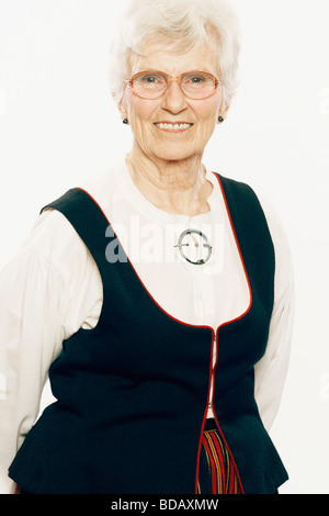 Portrait einer älteren Frau lächelnd Stockfoto