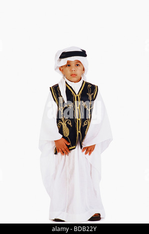 Bildnis eines Knaben in typisch arabische Tracht Stockfoto