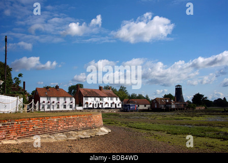 Langstone Chichester Harbour Hafen Royal Oak Gastwirtschaft Hampshire UK Mühle Kai Vorland Stockfoto