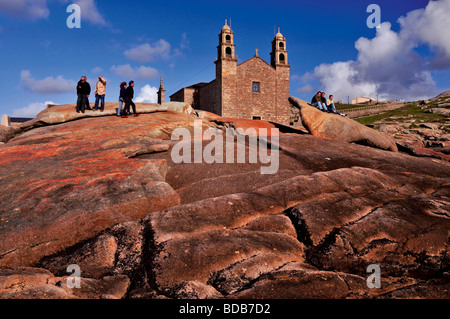 Spanien, Galicien: Wallfahrtskirche Virxe da Barca in Muxía Stockfoto