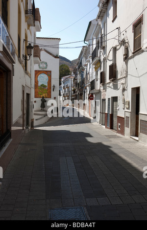 Weiße Dorf Alora. Malaga. Costa del Sol Andalusien. Spanien. Europa Stockfoto