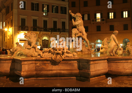 Rom - Brunnen in Nacht - Piazza Navona Stockfoto