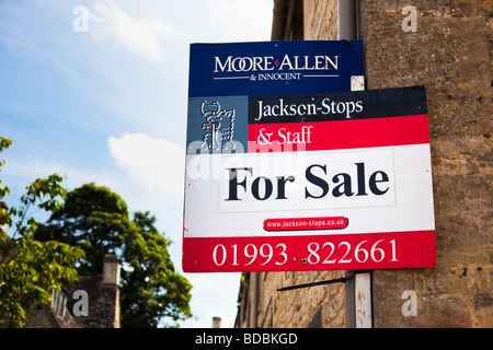 Für Verkauf Zeichen für ein Haus in England UK Stockfoto