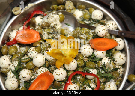 Olive-Mozzarella-Salat in Dubai Vereinigte Arabische Emirate Stockfoto