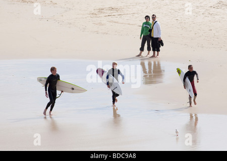 Surfer am Bondi Beach in Sydney, Australien Stockfoto