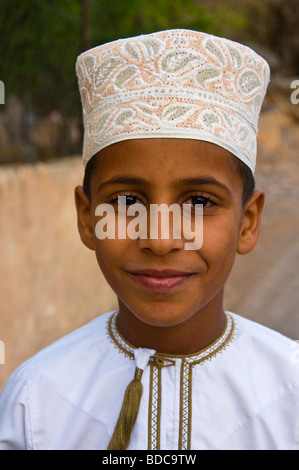 Junge in Al-Jabal Al-Akhdar "Sultanat Oman Stockfoto