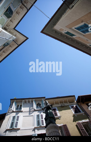 Abstrakten Blick auf die Gebäude in Salo, am westlichen Ufer des Gardasees in Italien Stockfoto