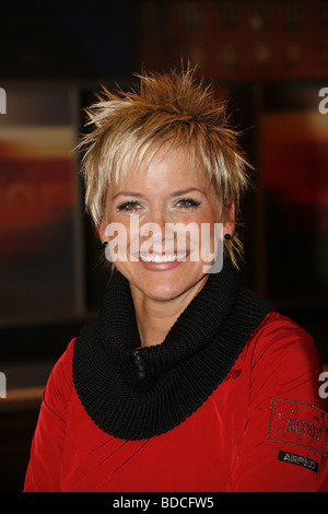 Bause, Inka, * 21.11.1968, deutscher Sänger (Pop) und tv-Moderator, Porträt, Gast in der tv-Talkshow "Johannes B. Kerner", Hamburg, 22.9.2008, Stockfoto