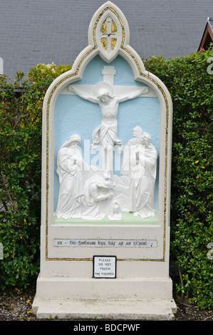 12. Station der Kreuz, Basilika, die Knock, Irland: Jesus stirbt am Kreuz Stockfoto