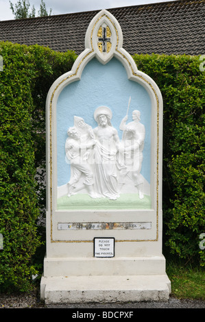 10. Station des Kreuzweges, Knock Basilika, Irland: Jesus wird seiner Kleider beraubt Stockfoto