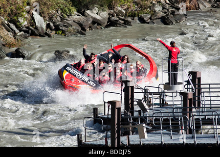 Shotover Jet-Boot auf dem Shotover River in Queenstown, Neuseeland Stockfoto