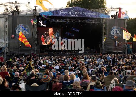 Der Fairport Cropredy Convention freundliche Musik festliche in der Nähe von Banbury Oxfordshire auf dem Süden Oxford-Kanal Stockfoto