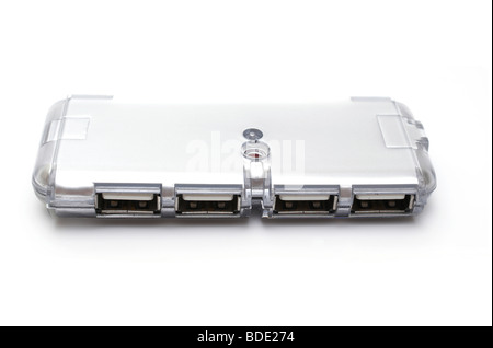 USB-Hub für unterwegs isoliert auf weißem Hintergrund Stockfoto
