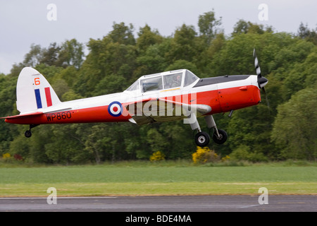 Caledonian Chipmunks aerobatic anzeigen Team fliegen de Havilland Chipmunk T10 Stockfoto