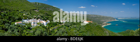 Portugal, in der Nähe von Setubal, der Serra da Arrabida, Convento da Arrabida, Strände und Troia in Ferne Stockfoto