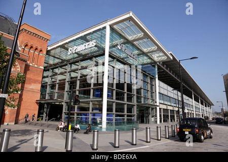 Eingang zum St. Pancras international rail Station Pancras Straße London uk Stockfoto