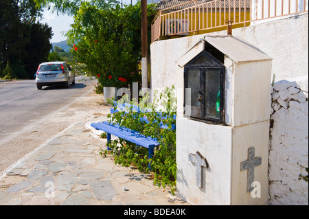 Traditionelle am Straßenrand Schrein in Hionata auf der griechischen Insel Kefalonia Griechenland GR Stockfoto