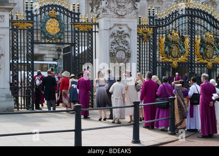 Warteschlange 0für die Queens Garden Party im Buckingham Palace Stockfoto